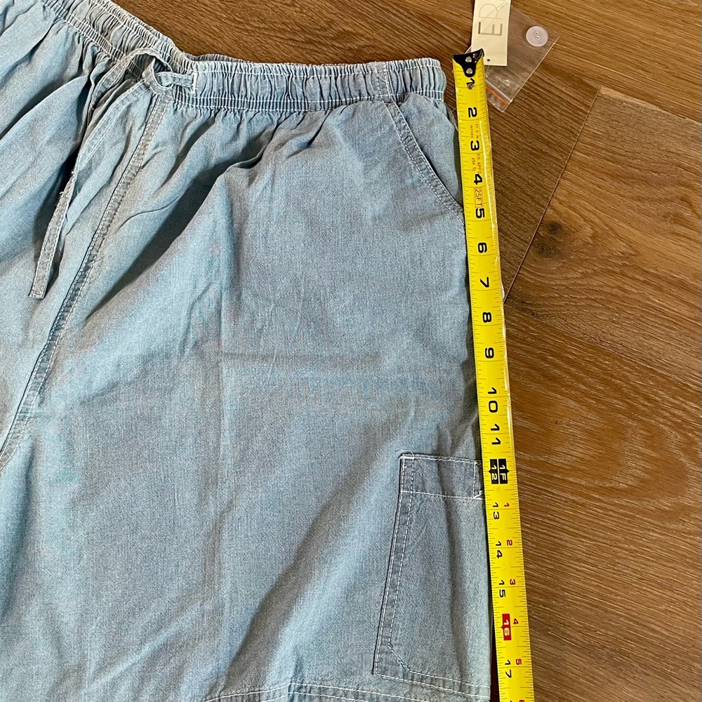 Erika Woman Blue Chambray Casual Shorts Size 2X - Picture 7 of 8